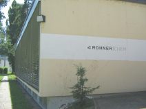 Pratteln, Gempenstrasse 6, das Logo der
                        Giftfirma Rohner Chemie