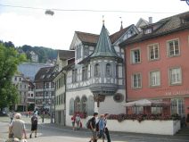St. Gallen: Gallusstrasse, Riegelhaus mit
                        Erkerfigur