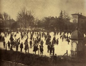 Bern, Schlittschuhlufer auf der Grossen
                          Schanze vor der Jahrhundertwende [vor 1900]
