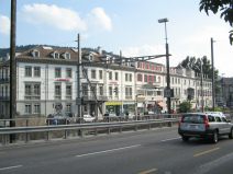 St. Gallen: Rosenbergstrasse, Sicht auf die
                        Huserzeile der Bahnhofstrasse gegenber
