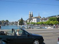 Zurich Quaibrcke (Quay Bridge), sight of
                        Limmat river with Great Cathedral