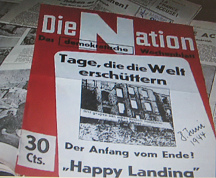 Die Nation, Aushang 1944 ber "Happy
                Landing", 8.6.1944