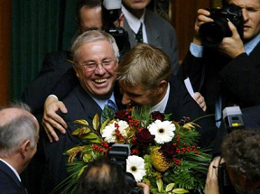 Rassist Christoph Blocher
                    wird als Bundesrat gewhlt, 10. Dezember 2003