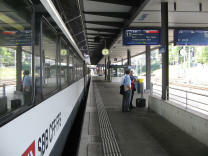 Zug ab Basel SBB